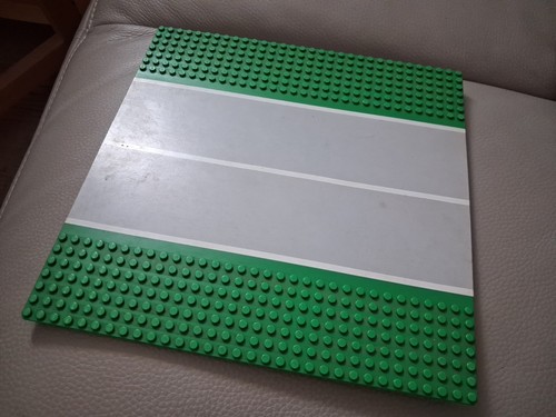Lego plaque verte avec route - lego,